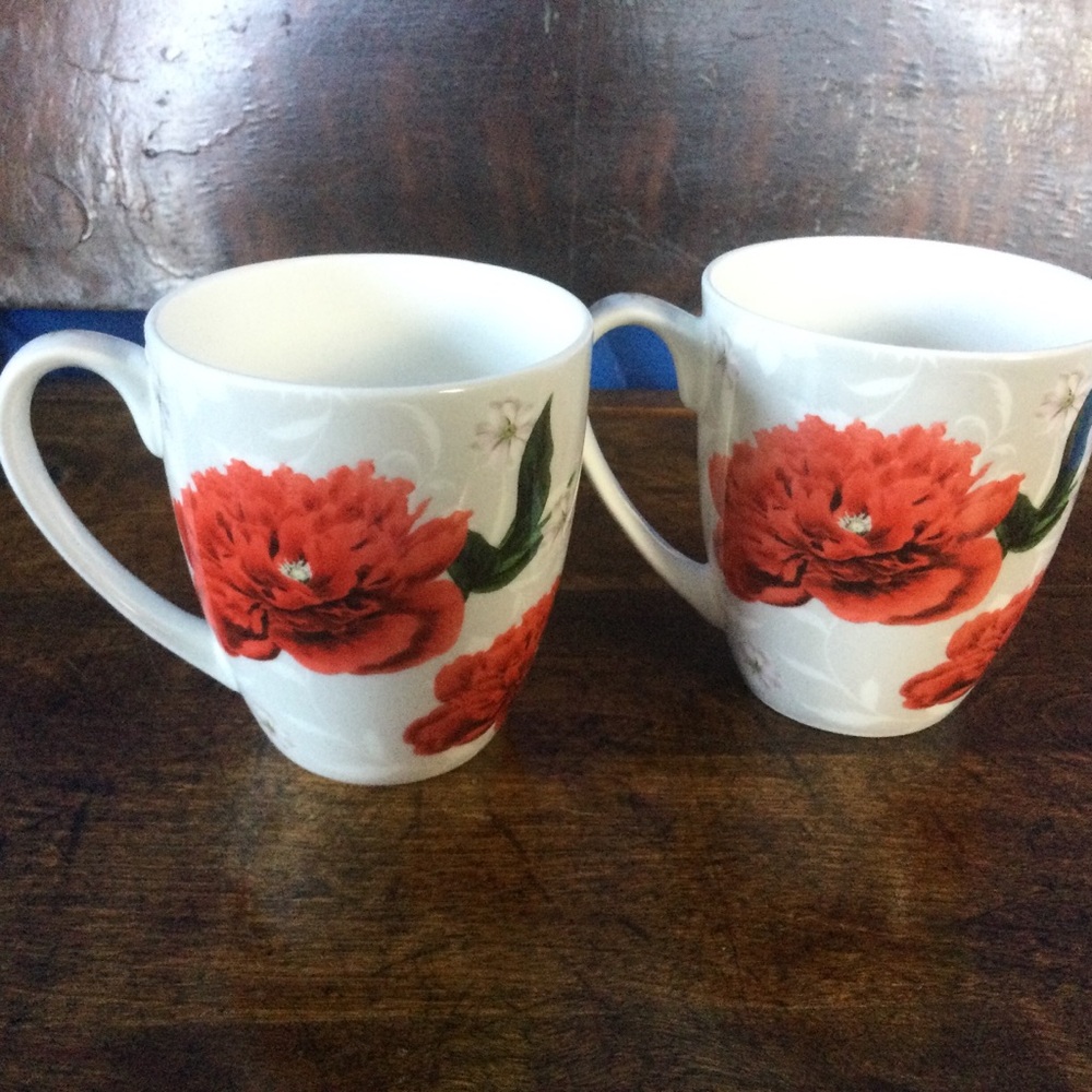 Maxwell & Williams Cashmere Mugs X2 Camellia Garden Red Claire Chilcott